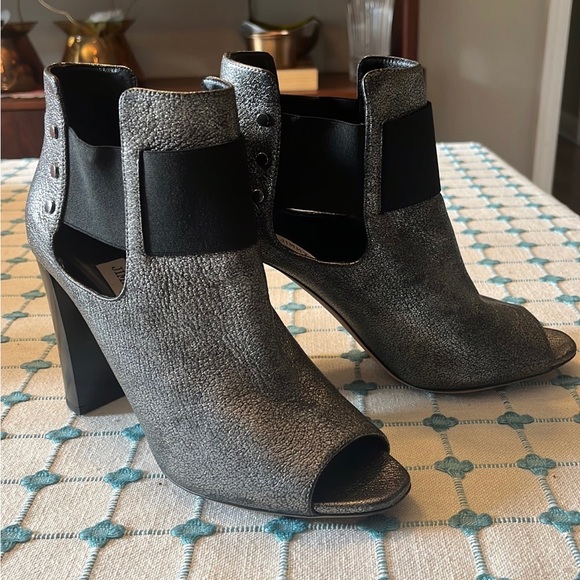 Jimmy Choo Shoes - Jimmy Choo boot heal size 9.5